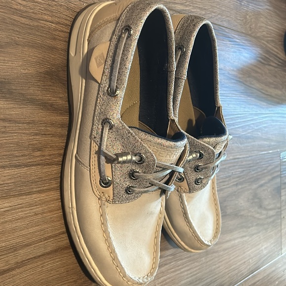 Light grey, Cream & silver sparkle sperry top siders. Size USA 7W - Picture 7 of 7